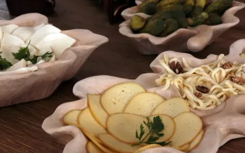Bukowina gdzie dobrze zjeść: najlepsze restauracje z lokalną kuchnią