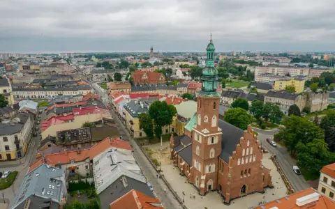 Radom: Twój przewodnik po atrakcjach, zabytkach i weekendowych wypadach