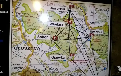 Mapa z zaznaczonymi terenami i nazwami miejscowości, m.in. Włodarz, Soboń, Osówka. Widać symbole nazistowskie i linie łączące punkty.