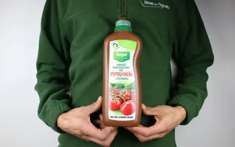 Naturalny nawóz do pomidorów i ogórków Target. Ekologiczny, wydajny płyn dla Twoich warzyw.