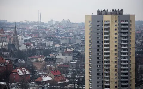 27 pięter! Katowickie Gwiazdy: Architektura, historia, Ósma.