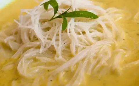 Makaron konjac z czego jest? Odkryj skład i korzyści zdrowotne