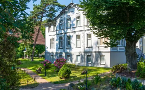 Villen im Park Bansin: Luxus-Wellness & Parkidylle an der Ostsee