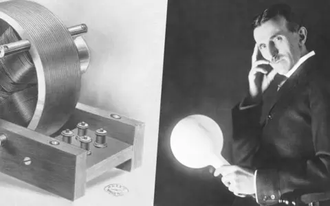 Nikola Tesla z cewką i świecącą żarówką.