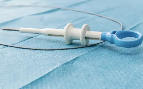 Narzędzie do biopsji prostaty, kluczowe w diagnostyce.