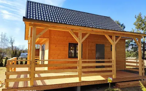 Ile potrzeba drewna na dom szkieletowy 35m2? Nie przepłacaj za materiały!