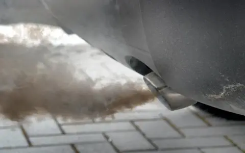 Czyszczenie DPF czy warto? Odkryj ukryte koszty i korzyści