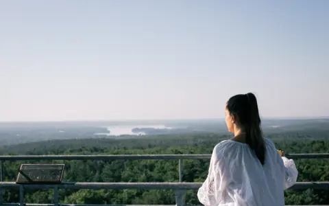 Aussichtsturm Rauener Berge: Ihr Guide für den perfekten Ausflug
