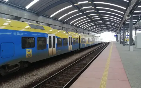 Jak dojechać do Ustronia pociągiem - szybkie połączenia i porady