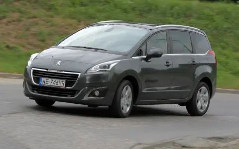 Peugeot 5008: Jaki silnik wybrać? Poradnik eksperta!