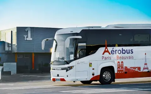 Jakie lotnisko najbliżej Paryża? Odkryj najlepsze opcje transportu