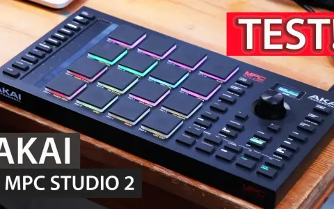 AKAI MPC Studio 2 - kontroler do produkcji muzyki z podświetlanymi padami, gotowy do testów.