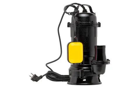 Czarna pompa zanurzeniowa z żółtym pływakiem, idealna jako pompa do przydomowej oczyszczalni ścieków.