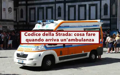 Ambulanza in primo piano, con testo "Codice della Strada: cosa fare quando arriva un'ambulanza". Rispettare l'art. 177 CDS.