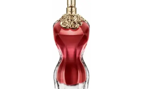 Najlepsze perfumy damskie, które uwodzą: Znajdź swój eliksir