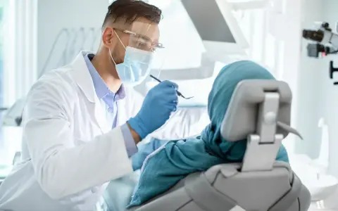 Pokonaj lęk przed dentystą: Bezbolesne metody i spokojna wizyta
