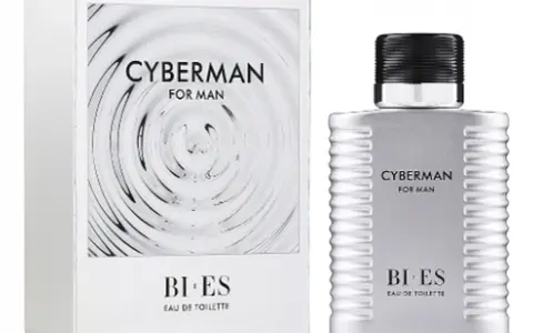 Perfumy męskie Bi-es Cyberman w srebrnym flakonie i pudełku z motywem fal.