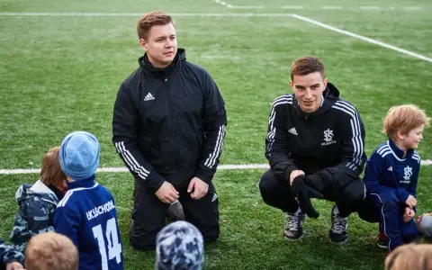 Zajęcia z piłki nożnej dla dzieci w Łodzi - najlepsze oferty i lokalizacje