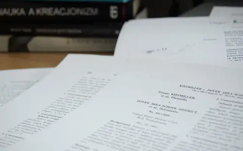Jak sprawdzić wyrok sądu? Online i tradycyjnie kompletny poradnik