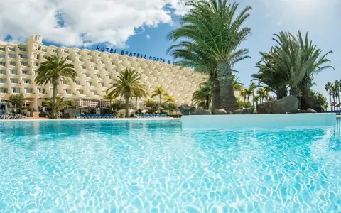 Hotel Beatriz Playa & Spa Lanzarote: ¿Tu hotel ideal? Análisis 2026