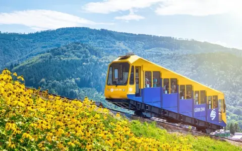 Góra Żar gdzie jest? Odkryj jej lokalizację i najbliższe atrakcje