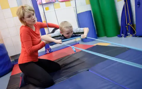 Pracownia SI: Diagnoza, terapia, koszty i jak uzyskać darmowe wsparcie