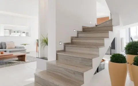 Schody bez balustrady: Styl, bezpieczeństwo i prawo budowlane