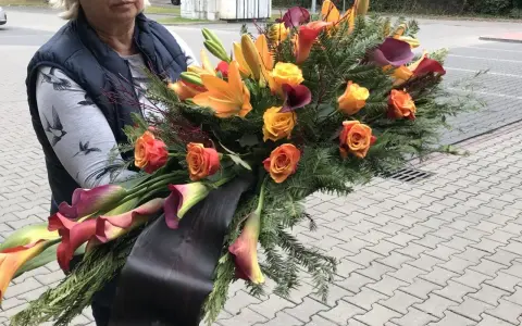 Co zamiast wieńca pogrzebowego? Wybierz trwałą pamięć