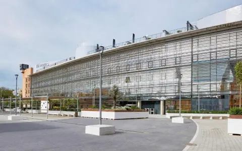 Hotel NH Plaza de Armas Sevilla: comodidad y ubicación inmejorable