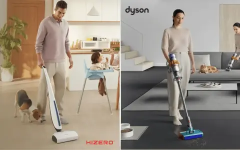 Porównanie mopów myjących: mężczyzna z psem i mopem Hizero po lewej, kobieta z odkurzaczem Dyson po prawej.