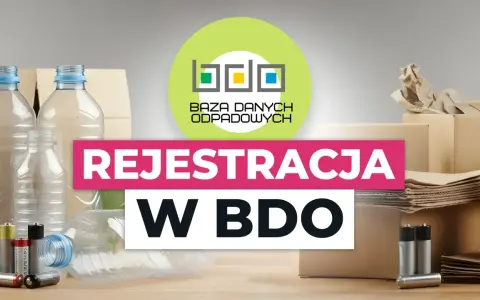 Chcesz wiedzieć, jak sprawdzić numer BDO po NIP? Grafika przedstawia logo BDO i tekst "Rejestracja w BDO" na tle butelek, baterii i kartonów.