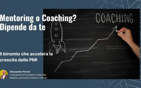 Il mentoring aziendale e il coaching accelerano la crescita delle PMI. Una lavagna con razzo e grafico in salita.