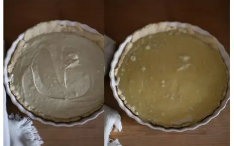 Dwie tarty pistacjowe w białej formie: jedna z kremowym nadzieniem, druga z płynnym, żółtym.