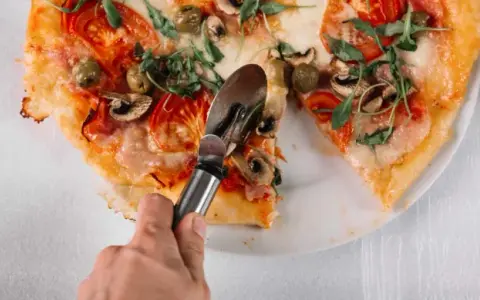 Pizza perfecta con Thermomix: El secreto de la masa en 2 min