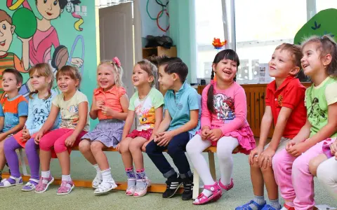 Ile trwa adaptacja w przedszkolu i co wpływa na jej długość?
