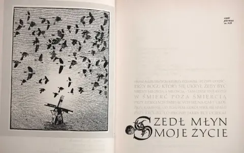 Ilustracja do wiersza Jana Twardowskiego: wiatrak i stado ptaków w locie. "Zedł młyn moje życie".