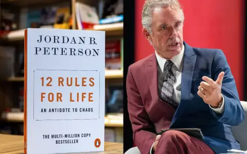 Jordan Peterson i jego bestseller "12 Rules for Life" – pozycja z listy książki psychologiczne top 10.