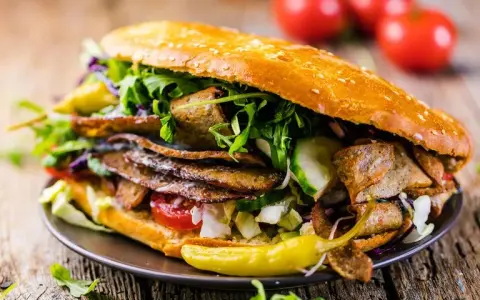 Czy kebab jest zdrowy? Odkryj prawdę o jego wartościach odżywczych