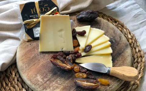 Ser Manchego: Jak rozpoznać oryginał i wybrać idealny smak?