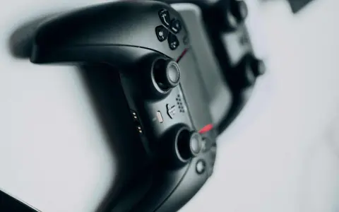 Jak wyłączyć lektora na PS5? Pozbądź się irytującego czytania ekranu.