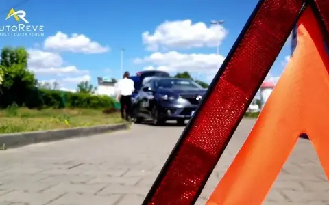 Opel Combo: Jak wyjąć koło zapasowe? Instrukcja krok po kroku