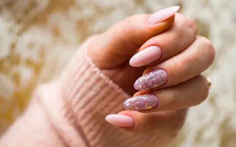 Kurze Ballerina-Nägel: Eleganz, DIY & Trend-Designs 2026