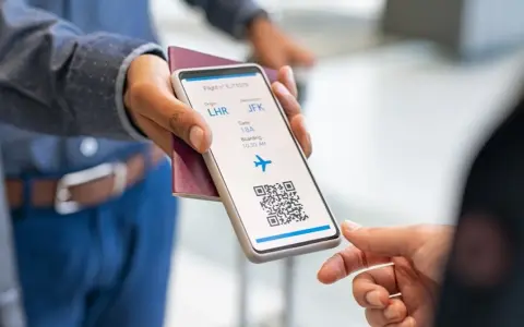 Ryanair: jak uniknąć przewalutowania i oszczędzić na biletach?