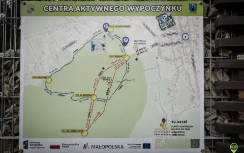Mapa szlaków pieszych w Starym Sączu, z zaznaczonym leśnym molem, punktami kontrolnymi i czasami przejść.