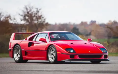 Ile sztuk ferrari f40 wyprodukowano? Zaskakujące liczby produkcji