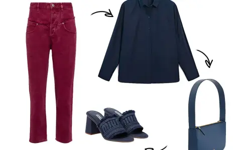 Un outfit bordeaux e blu: jeans scuri, camicia blu, sandali in denim e borsa blu.