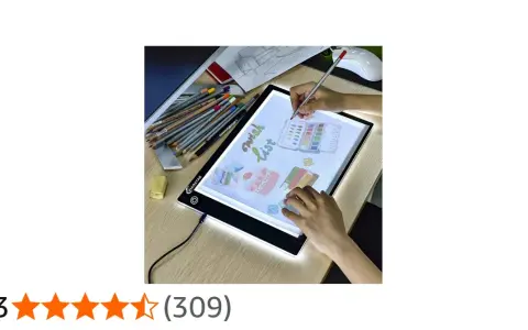 En person använder ett ljusbord för att rita en "wish list" med färgpennor och akvareller.