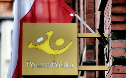 Poczta Polska: Akcje dla pracowników kiedy i dlaczego w zawieszeniu?