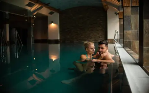 Najlepsze pakiety weekendowe spa dla relaksu i regeneracji ciała