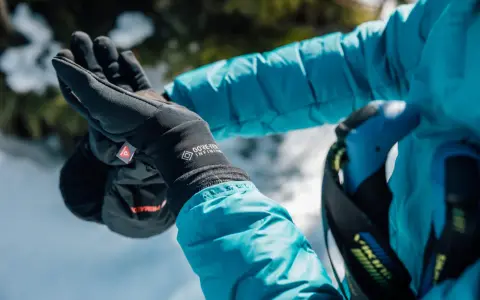 Rękawice z technologią GORE-TEX INFINIUM™ zapewniają doskonałe parametry w trudnych warunkach.